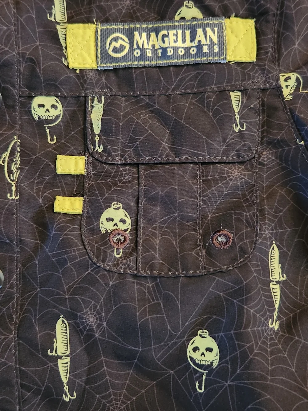 Magellan Outdoors Black Halloween Bobber Short-Sleeve Onesie Romper 6-9 Months